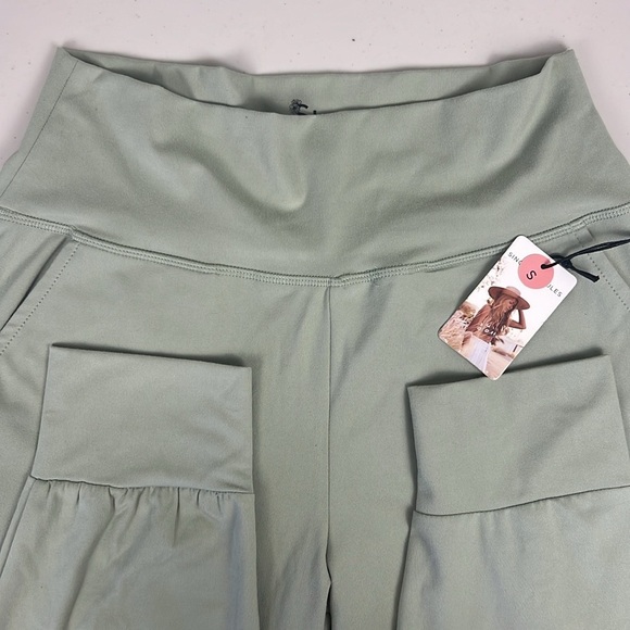 Sincerely Jules Lux High Waisted Jogger with Pockets. NWT!‎ Beautiful Jogger! - Picture 2 of 10